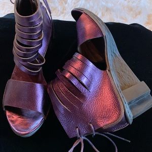 Purple metallic Trippen sandals, size 40